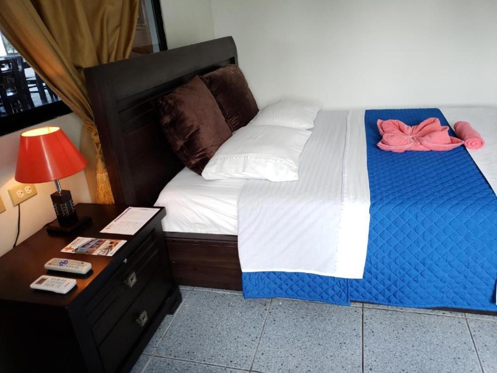 Hotel Flightless Cormorant Puerto Ayora  Zewnętrze zdjęcie